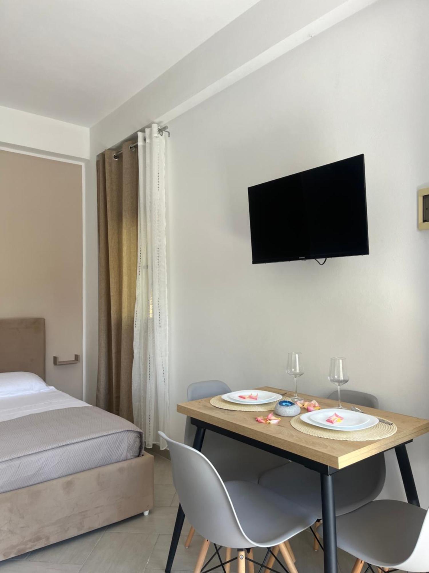 Blossom Apartments Vlora Kültér fotó